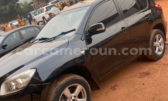 Acheter Occasion Voiture Toyota RAV4 Noir à Yaoundé, Central Cameroon Acheter Occasion Voiture Toyota RAV4 Noir à Yaoundé, Central Cameroon
