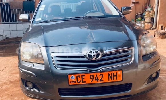 Sayi Na hannu Toyota Avensis Sauran Mota in Yaounde a Babban Kamaru