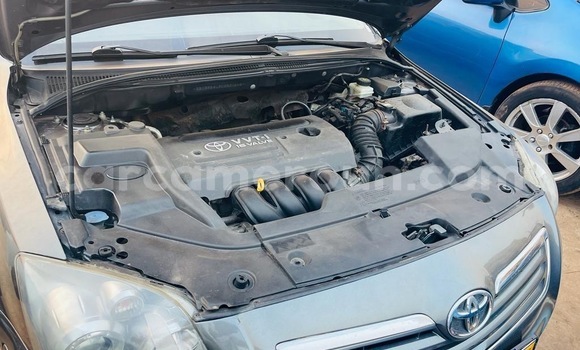 Sayi Na hannu Toyota Avensis Sauran Mota in Yaounde a Babban Kamaru Sayi Na hannu Toyota Avensis Sauran Mota in Yaounde a Babban Kamaru