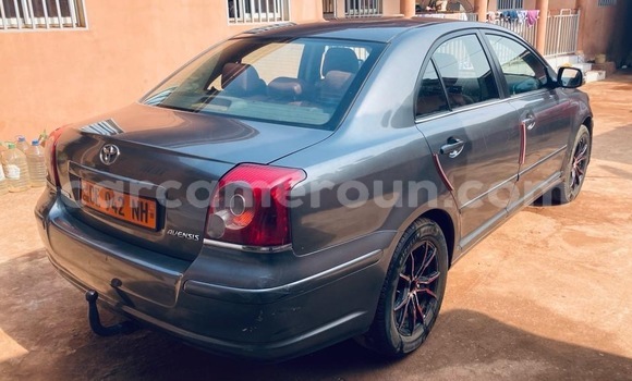 Sayi Na hannu Toyota Avensis Sauran Mota in Yaounde a Babban Kamaru Sayi Na hannu Toyota Avensis Sauran Mota in Yaounde a Babban Kamaru