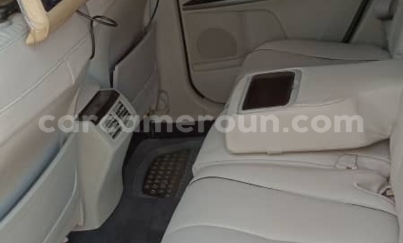 Acheter Occasion Voiture Toyota Venza Blanc à Yaoundé, Central Cameroon Acheter Occasion Voiture Toyota Venza Blanc à Yaoundé, Central Cameroon
