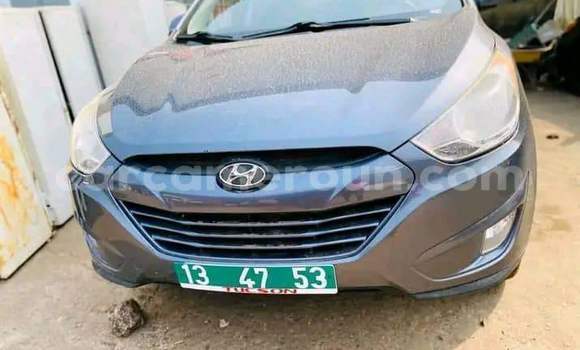 Sayi Imported Hyundai Tucson Azurfa Mota in Douala a Ƙasar Kamaru Sayi Imported Hyundai Tucson Azurfa Mota in Douala a Ƙasar Kamaru