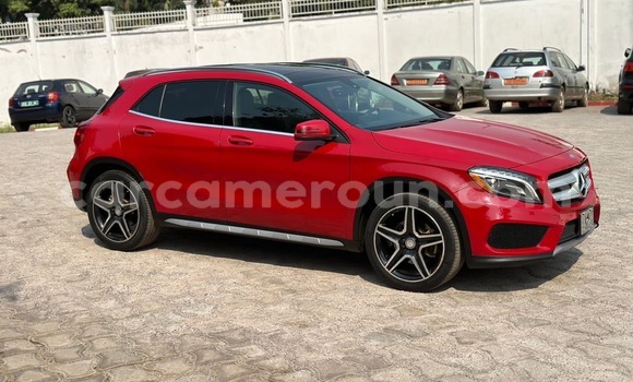 Acheter Neuf Voiture Mercedes‒Benz GLA-klasse Rouge à Yaoundé, Central Cameroon Acheter Neuf Voiture Mercedes‒Benz GLA-klasse Rouge à Yaoundé, Central Cameroon