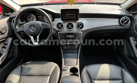 Acheter Neuf Voiture Mercedes‒Benz GLA-klasse Rouge à Yaoundé, Central Cameroon Acheter Neuf Voiture Mercedes‒Benz GLA-klasse Rouge à Yaoundé, Central Cameroon