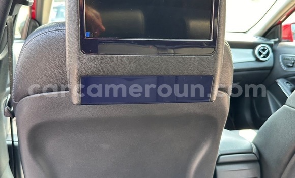 Acheter Neuf Voiture Mercedes‒Benz GLA-klasse Rouge à Yaoundé, Central Cameroon Acheter Neuf Voiture Mercedes‒Benz GLA-klasse Rouge à Yaoundé, Central Cameroon