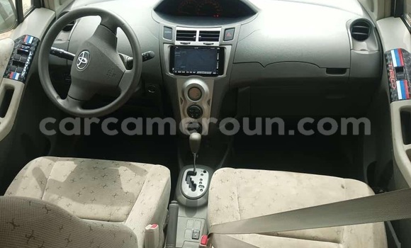 Acheter Neuf Voiture Toyota Yaris Beige à Douala, Littoral Cameroon Acheter Neuf Voiture Toyota Yaris Beige à Douala, Littoral Cameroon