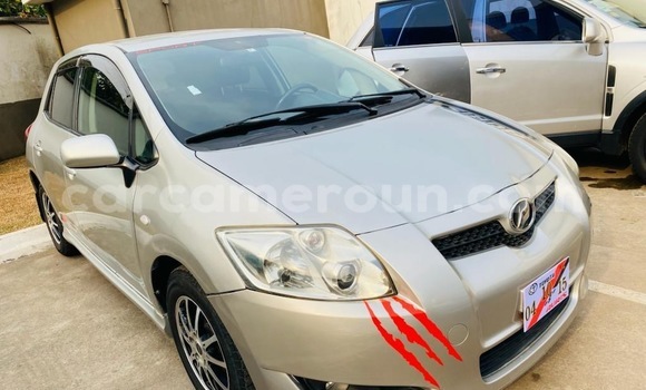 Acheter Neuf Voiture Toyota Auris Beige à Douala, Littoral Cameroon Acheter Neuf Voiture Toyota Auris Beige à Douala, Littoral Cameroon