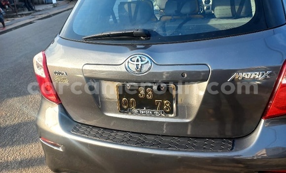 Acheter Occasion Voiture Toyota Matrix Gris à Douala, Littoral Cameroon Acheter Occasion Voiture Toyota Matrix Gris à Douala, Littoral Cameroon