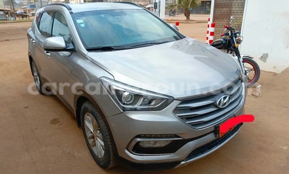 Acheter Occasion Voiture Hyundai Santa Fe Gris à Douala, Littoral Cameroon Acheter Occasion Voiture Hyundai Santa Fe Gris à Douala, Littoral Cameroon