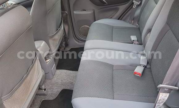 Acheter Occasion Voiture Toyota RAV4 Noir à Yaoundé, Central Cameroon Acheter Occasion Voiture Toyota RAV4 Noir à Yaoundé, Central Cameroon