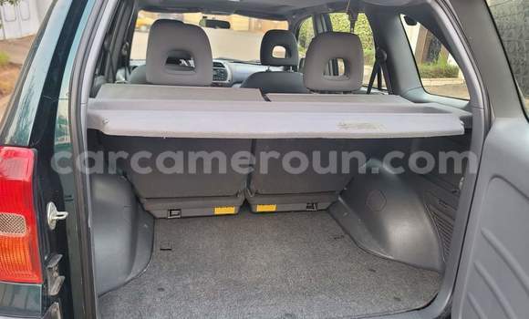 Acheter Occasion Voiture Toyota RAV4 Noir à Yaoundé, Central Cameroon Acheter Occasion Voiture Toyota RAV4 Noir à Yaoundé, Central Cameroon