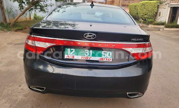 Buy Used Hyundai Grandeur Black Car in Yaounde in Central Cameroon