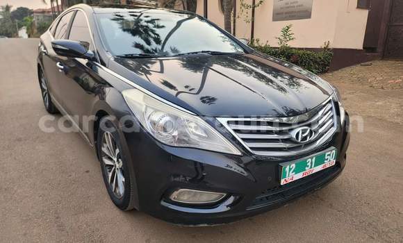 Buy Used Hyundai Grandeur Black Car in Yaounde in Central Cameroon Buy Used Hyundai Grandeur Black Car in Yaounde in Central Cameroon