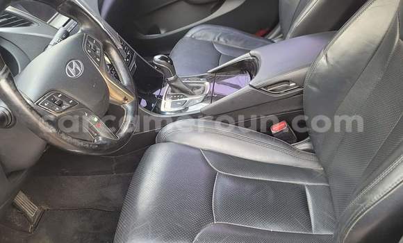 Buy Used Hyundai Grandeur Black Car in Yaounde in Central Cameroon Buy Used Hyundai Grandeur Black Car in Yaounde in Central Cameroon