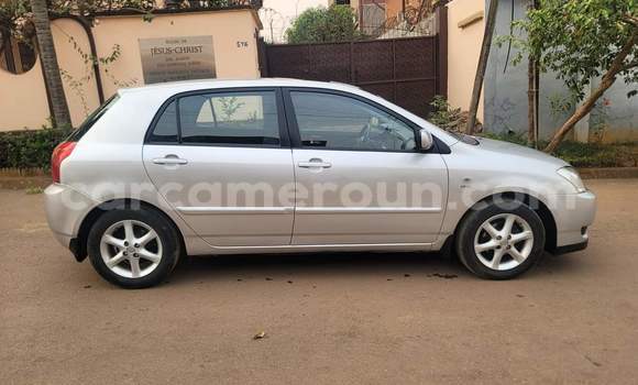 Acheter Occasion Voiture Toyota Corolla Gris à Yaoundé, Central Cameroon Acheter Occasion Voiture Toyota Corolla Gris à Yaoundé, Central Cameroon