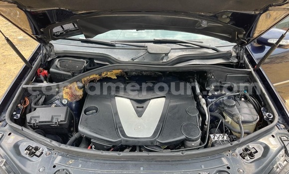Acheter Occasion Voiture Mercedes‒Benz ML–Class Noir à Douala, Littoral Cameroon Acheter Occasion Voiture Mercedes‒Benz ML–Class Noir à Douala, Littoral Cameroon