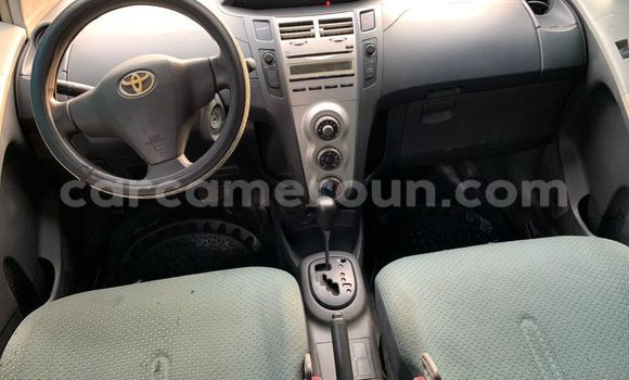 Acheter Occasion Voiture Toyota Yaris Bleu à Douala, Littoral Cameroon Acheter Occasion Voiture Toyota Yaris Bleu à Douala, Littoral Cameroon