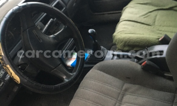 Sayi Na hannu Toyota Tercel Green Mota in Douala a Ƙasar Kamaru Sayi Na hannu Toyota Tercel Green Mota in Douala a Ƙasar Kamaru