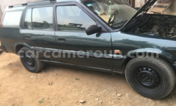 Sayi Na hannu Toyota Tercel Green Mota in Douala a Ƙasar Kamaru Sayi Na hannu Toyota Tercel Green Mota in Douala a Ƙasar Kamaru