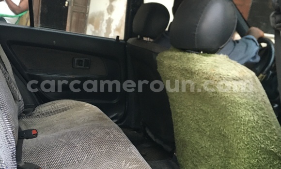 Sayi Na hannu Toyota Tercel Green Mota in Douala a Ƙasar Kamaru Sayi Na hannu Toyota Tercel Green Mota in Douala a Ƙasar Kamaru