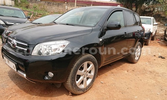 Acheter Occasion Voiture Toyota RAV4 Noir à Yaoundé, Central Cameroon Acheter Occasion Voiture Toyota RAV4 Noir à Yaoundé, Central Cameroon