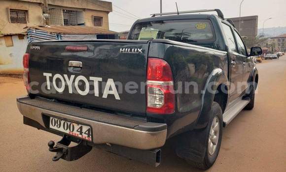 Sayi Na hannu Toyota Hiluxe VIGO Black Mota in Yaounde a Babban Kamaru Sayi Na hannu Toyota Hiluxe VIGO Black Mota in Yaounde a Babban Kamaru