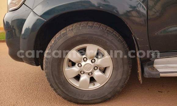 Sayi Na hannu Toyota Hiluxe VIGO Black Mota in Yaounde a Babban Kamaru Sayi Na hannu Toyota Hiluxe VIGO Black Mota in Yaounde a Babban Kamaru