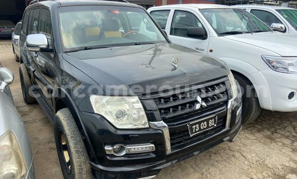 Sayi Imported Mitsubishi Pajero Black Mota in Douala a Ƙasar Kamaru