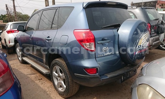 Acheter Occasion Voiture Toyota RAV4 Bleu à Yaoundé, Central Cameroon Acheter Occasion Voiture Toyota RAV4 Bleu à Yaoundé, Central Cameroon