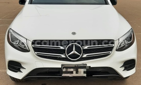 Sayi Na hannu Mercedes‒Benz GLC White Mota in Yaounde a Babban Kamaru Sayi Na hannu Mercedes‒Benz GLC White Mota in Yaounde a Babban Kamaru