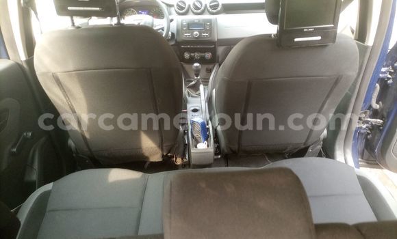 Sayi Na hannu Dacia Duster Blue Mota in Douala a Ƙasar Kamaru Sayi Na hannu Dacia Duster Blue Mota in Douala a Ƙasar Kamaru