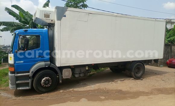 Acheter Occasion Utilitaire Mercedes‒Benz Viano Blanc à Douala, Littoral Cameroon Acheter Occasion Utilitaire Mercedes‒Benz Viano Blanc à Douala, Littoral Cameroon