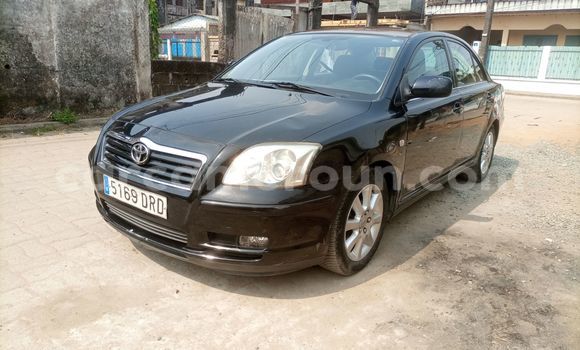 Sayi Na hannu Toyota Avensis Black Mota in Douala a Ƙasar Kamaru Sayi Na hannu Toyota Avensis Black Mota in Douala a Ƙasar Kamaru