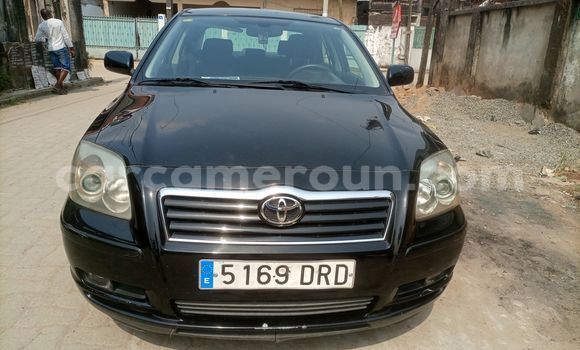 Sayi Na hannu Toyota Avensis Black Mota in Douala a Ƙasar Kamaru Sayi Na hannu Toyota Avensis Black Mota in Douala a Ƙasar Kamaru