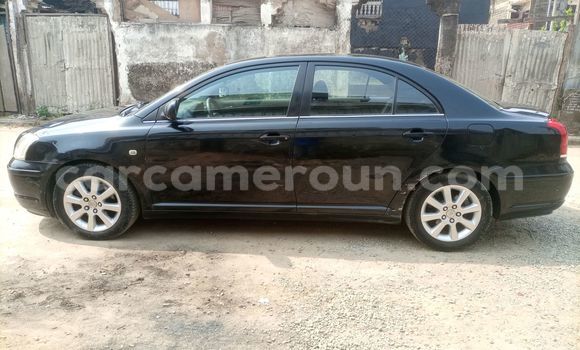 Sayi Na hannu Toyota Avensis Black Mota in Douala a Ƙasar Kamaru Sayi Na hannu Toyota Avensis Black Mota in Douala a Ƙasar Kamaru