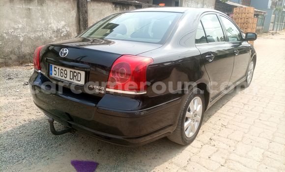 Sayi Na hannu Toyota Avensis Black Mota in Douala a Ƙasar Kamaru Sayi Na hannu Toyota Avensis Black Mota in Douala a Ƙasar Kamaru