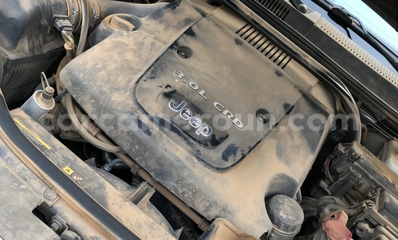 Sayi Imported Jeep Grand Cherokee M Mota in Douala a Ƙasar Kamaru Sayi Imported Jeep Grand Cherokee M Mota in Douala a Ƙasar Kamaru