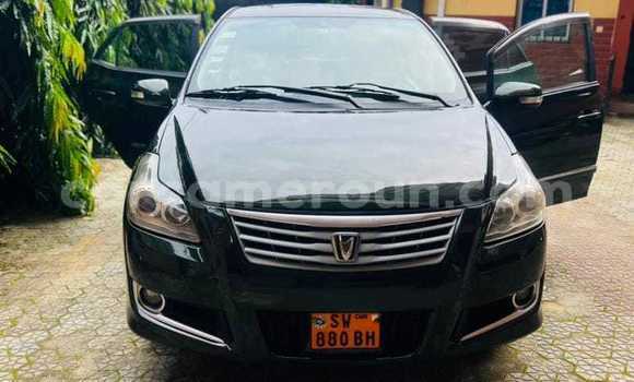 Sayi Na hannu Toyota Blade Black Mota in Douala a Ƙasar Kamaru