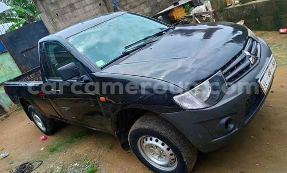 Acheter Occasion Voiture Toyota Pickup Noir à Douala, Littoral Cameroon