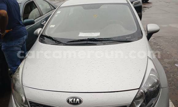 Sayi Na hannu Kia Rio Sauran Mota in Bafang a West Kamaru