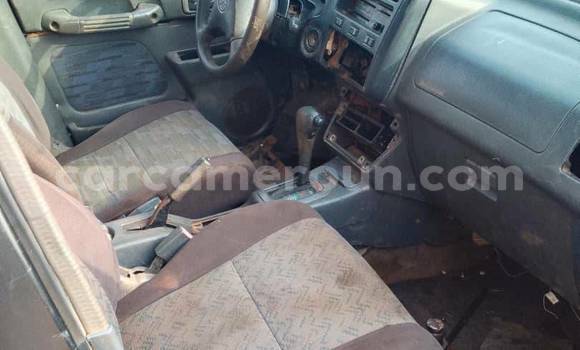 Acheter Occasion Voiture Toyota RAV4 Rouge à Ambam, South Cameroon Acheter Occasion Voiture Toyota RAV4 Rouge à Ambam, South Cameroon