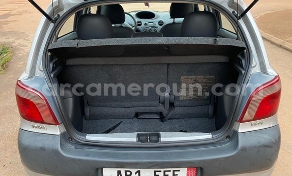Acheter Occasion Voiture Toyota Yaris Gris à Yaoundé, Central Cameroon Acheter Occasion Voiture Toyota Yaris Gris à Yaoundé, Central Cameroon