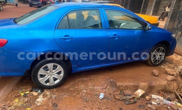 Acheter Occasion Voiture Toyota Corolla Bleu à Yaoundé, Central Cameroon Acheter Occasion Voiture Toyota Corolla Bleu à Yaoundé, Central Cameroon
