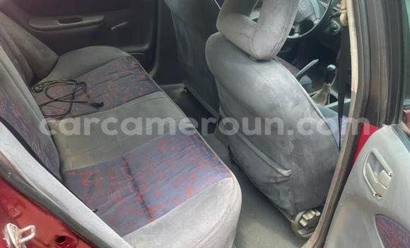 Sayi Na hannu Toyota Avensis Red Mota in Yaounde a Babban Kamaru Sayi Na hannu Toyota Avensis Red Mota in Yaounde a Babban Kamaru