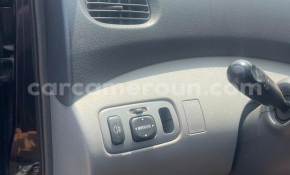 Acheter Occasion Voiture Toyota Yaris Noir à Yaoundé, Central Cameroon Acheter Occasion Voiture Toyota Yaris Noir à Yaoundé, Central Cameroon