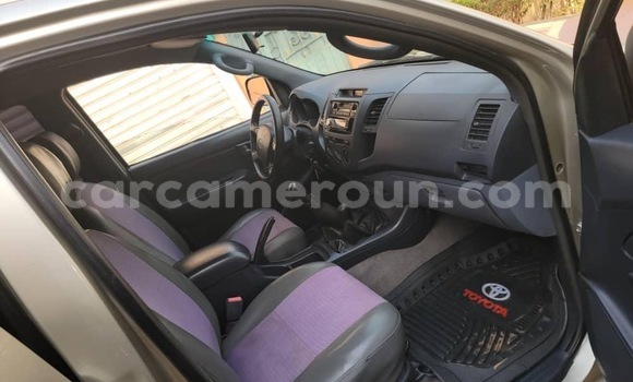 Acheter Occasion Voiture Toyota Hilux Autre à Yaoundé, Central Cameroon Acheter Occasion Voiture Toyota Hilux Autre à Yaoundé, Central Cameroon