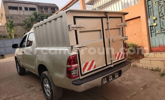 Acheter Occasion Voiture Toyota Hilux Autre à Yaoundé, Central Cameroon Acheter Occasion Voiture Toyota Hilux Autre à Yaoundé, Central Cameroon
