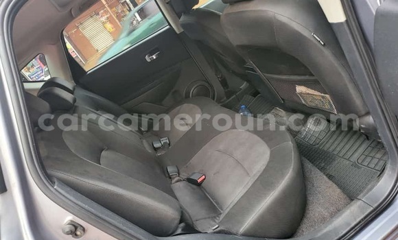 Acheter Occasion Voiture Nissan Qashqai Bleu à Yaoundé, Central Cameroon Acheter Occasion Voiture Nissan Qashqai Bleu à Yaoundé, Central Cameroon