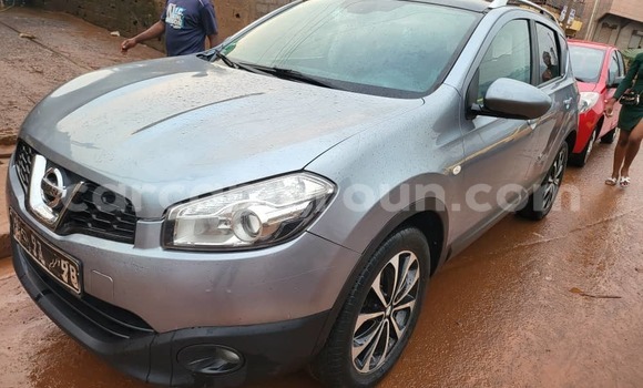 Acheter Occasion Voiture Nissan Qashqai Bleu à Yaoundé, Central Cameroon Acheter Occasion Voiture Nissan Qashqai Bleu à Yaoundé, Central Cameroon