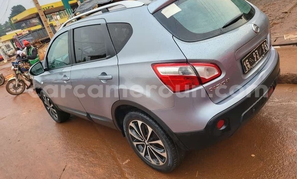 Acheter Occasion Voiture Nissan Qashqai Bleu à Yaoundé, Central Cameroon Acheter Occasion Voiture Nissan Qashqai Bleu à Yaoundé, Central Cameroon